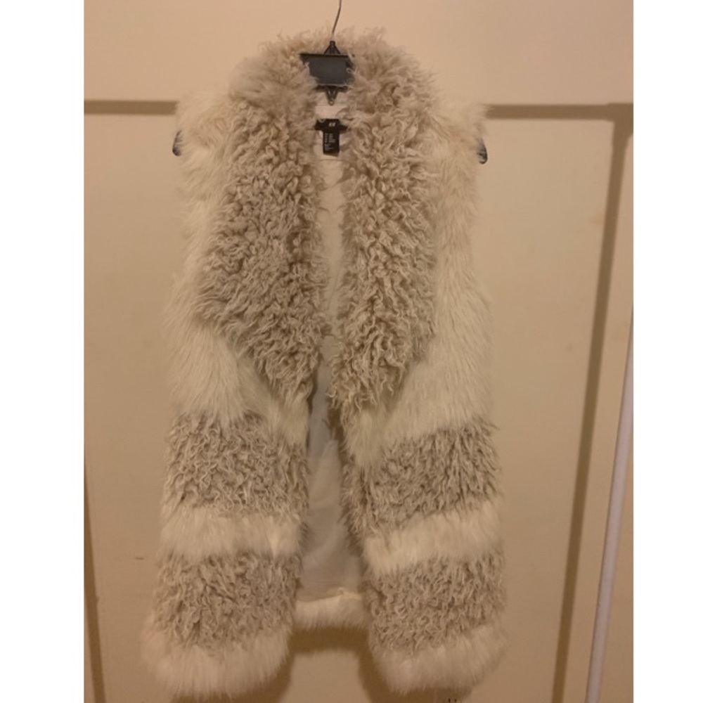 H&M Faux Fur long vest